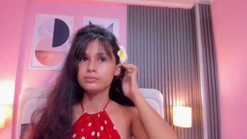 Snapshot of luly_dreams chatting on 10/18/25, 04:59 luly_dreams online show from 10/18/25, 04:59