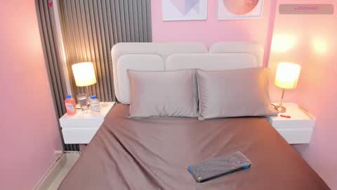 Snapshot of luly_dreams chatting on 10/29/25, 03:42 luly_dreams online show from 10/29/25, 03:42