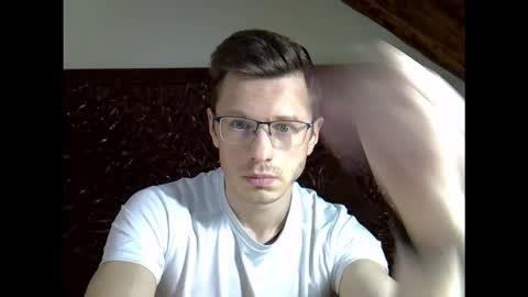 Andrew independent model 2000-0000 CET daily online show from 02/24/26, 08:18