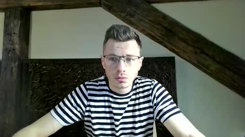 Andrew independent model 2000-0000 CET daily online show from 03/08/26, 08:12