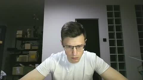 Andrew independent model 2000-0000 CET daily online show from 07/25/26, 07:33