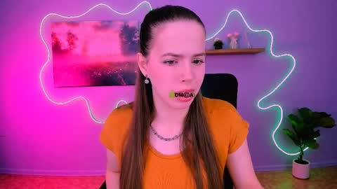 Sweet Lumi online show from 04/08/26, 07:30