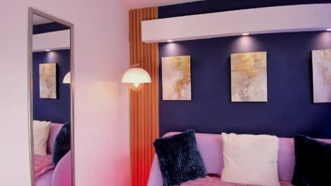 Snapshot of lumiernova chatting on 04/07/26, 08:09 Lumier online show from 04/07/26, 08:09