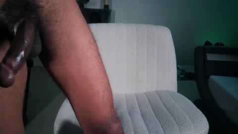 Snapshot of luminouscummer chatting on 12/12/24, 08:47 luminous online show from 12/12/24, 08:47