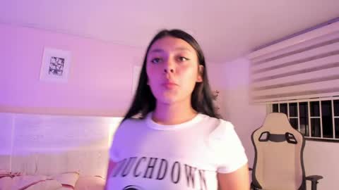 lummii_ online show from 04/28/26, 02:27