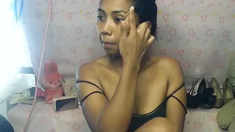 Luna online show from 09/18/25, 05:20