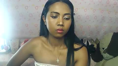 Luna online show from 10/17/25, 08:17