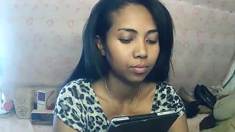 Luna online show from 10/25/25, 07:05