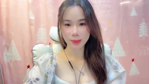 Luna online show from 04/29/26, 02:10