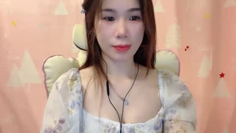 Luna online show from 04/29/26, 05:30