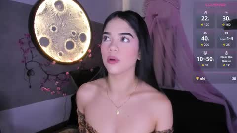 Luna online show from 03/06/26, 11:39