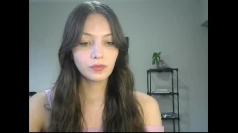Snapshot of luna__art chatting on 10/21/25, 07:47 luna__art online show from 10/21/25, 07:47
