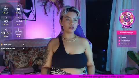 Luna online show from 04/17/26, 12:24