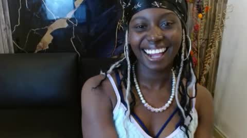 Snapshot of luna_bella882689 chatting on 05/18/26, 07:20 luna_bella882689 online show from 05/18/26, 07:20