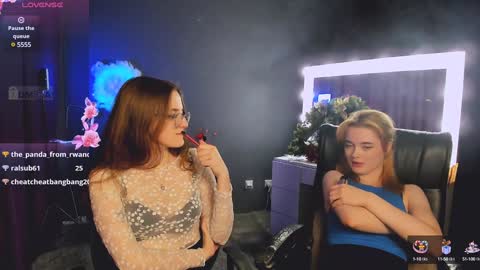 Snapshot of luna_berryy chatting on 01/25/25, 02:58 luna_berryy online show from 01/25/25, 02:58