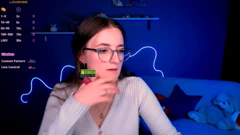 Snapshot of luna_berryy chatting on 02/12/25, 08:40 luna_berryy online show from 02/12/25, 08:40