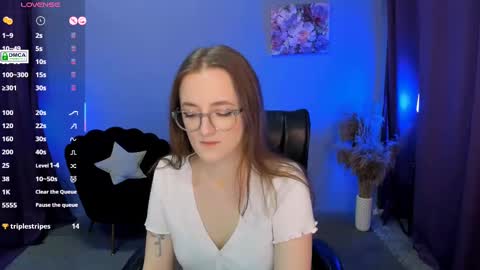 Snapshot of luna_berryy chatting on 02/22/25, 08:20 luna_berryy online show from 02/22/25, 08:20