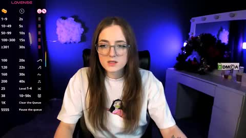 Snapshot of luna_berryy chatting on 02/24/25, 08:25 luna_berryy online show from 02/24/25, 08:25