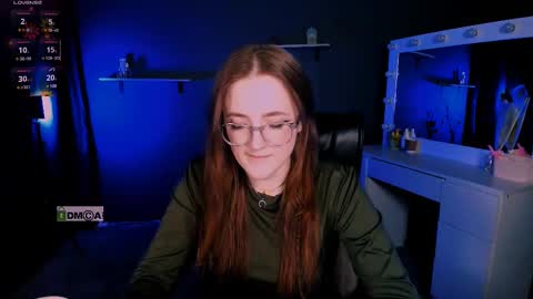 Snapshot of luna_berryy chatting on 03/11/25, 05:49 luna_berryy online show from 03/11/25, 05:49