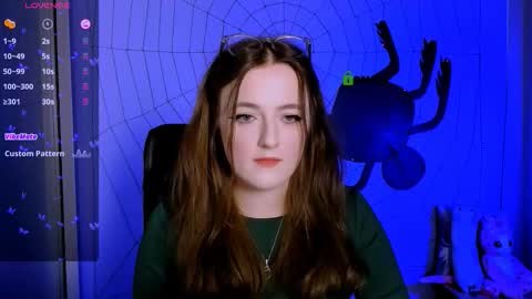 Snapshot of luna_berryy chatting on 10/29/25, 08:43 luna_berryy online show from 10/29/25, 08:43