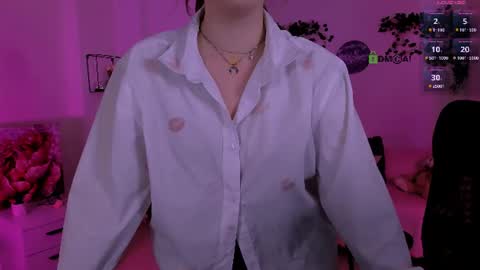 Snapshot of luna_berryy chatting on 07/23/26, 01:58 luna_berryy online show from 07/23/26, 01:58