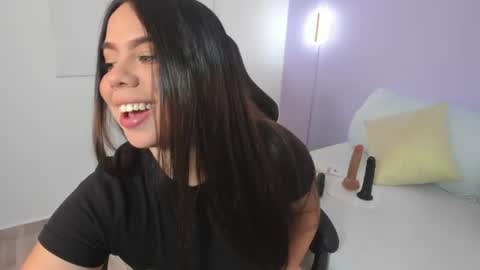 L U N A  online show from 06/16/26, 12:19