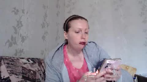 Snapshot of luna_bliiss chatting on 06/01/26, 10:50 Eva online show from 06/01/26, 10:50