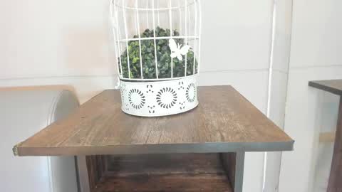 luna_bradley_ online show from 04/17/26, 12:41