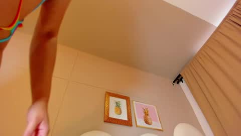 luna_bradley_ online show from 04/23/26, 01:02