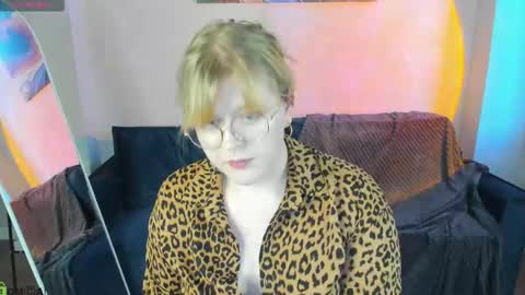 Snapshot of luna_c0ra chatting on 02/12/26, 09:37 luna online show from 02/12/26, 09:37