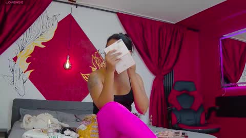 Luna  Dante online show from 03/12/26, 12:00