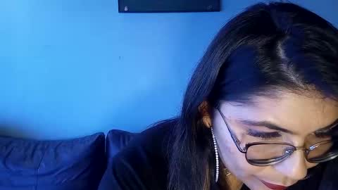 luna  online show from 02/24/25, 02:48