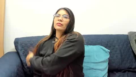 luna  online show from 03/02/25, 11:29