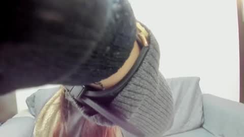 luna  online show from 10/30/25, 11:11