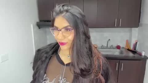 luna  online show from 03/17/26, 11:02