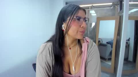 luna  online show from 07/26/26, 11:17