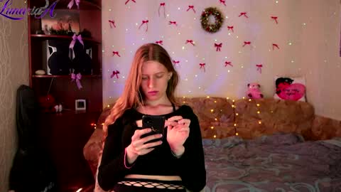 luna_evan online show from 05/19/26, 06:31