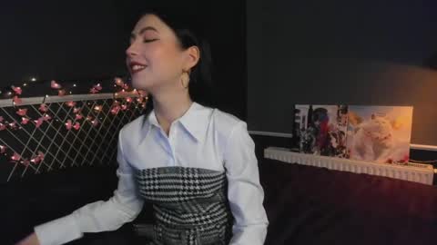 Elizabeth online show from 03/29/26, 05:24