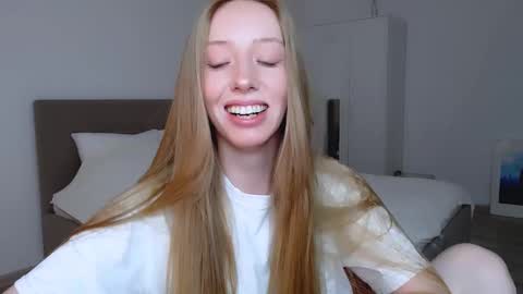 Snapshot of luna_insanity chatting on 01/13/25, 08:15 Luna online show from 01/13/25, 08:15