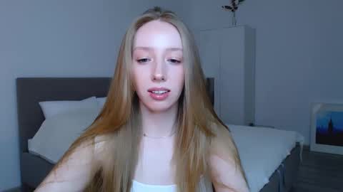 Snapshot of luna_insanity chatting on 01/15/25, 08:05 Luna online show from 01/15/25, 08:05