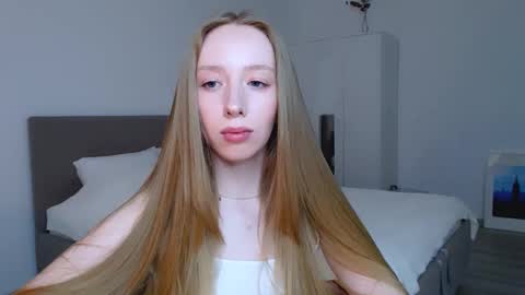 Snapshot of luna_insanity chatting on 03/02/25, 01:04 Luna online show from 03/02/25, 01:04