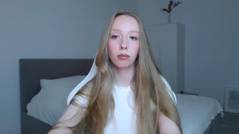 Snapshot of luna_insanity chatting on 10/08/25, 09:01 Luna online show from 10/08/25, 09:01