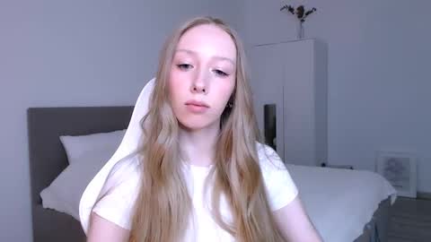 Snapshot of luna_insanity chatting on 01/08/26, 08:55 Luna online show from 01/08/26, 08:55