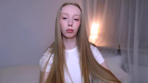 Luna online show from 04/24/26, 09:17