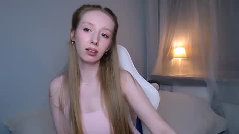 Snapshot of luna_insanity chatting on 06/14/26, 02:24 Luna online show from 06/14/26, 02:24