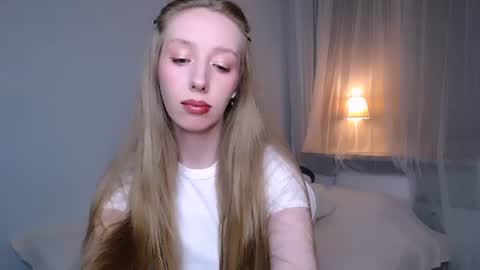 Snapshot of luna_insanity chatting on 06/27/26, 10:37 Luna online show from 06/27/26, 10:37