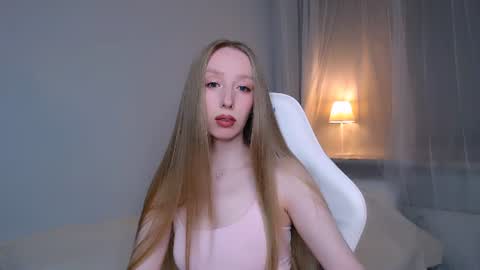 Snapshot of luna_insanity chatting on 07/26/26, 10:49 Luna online show from 07/26/26, 10:49