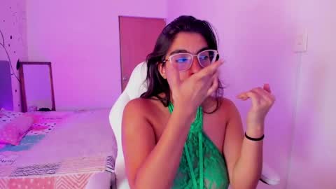 Luna online show from 04/02/26, 06:27