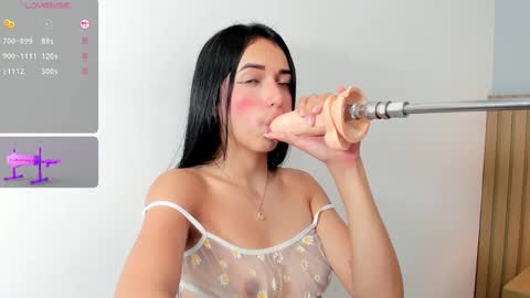 luna_kiss18 online show from 02/20/25, 03:08