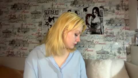 Luna online show from 04/10/26, 08:46